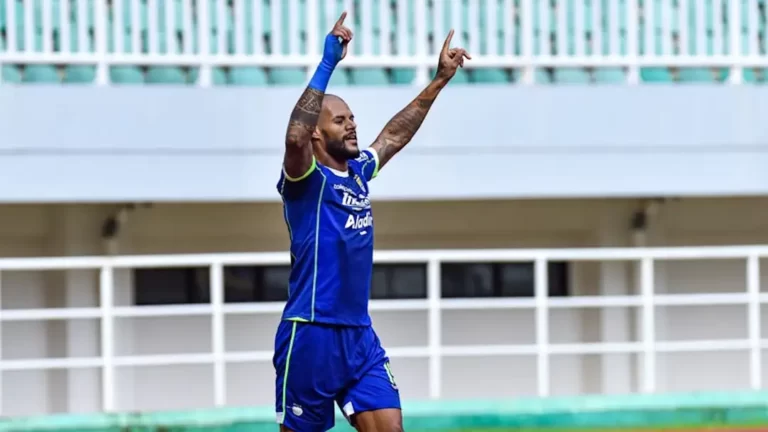 David_da_Silva_Cropped_(1)